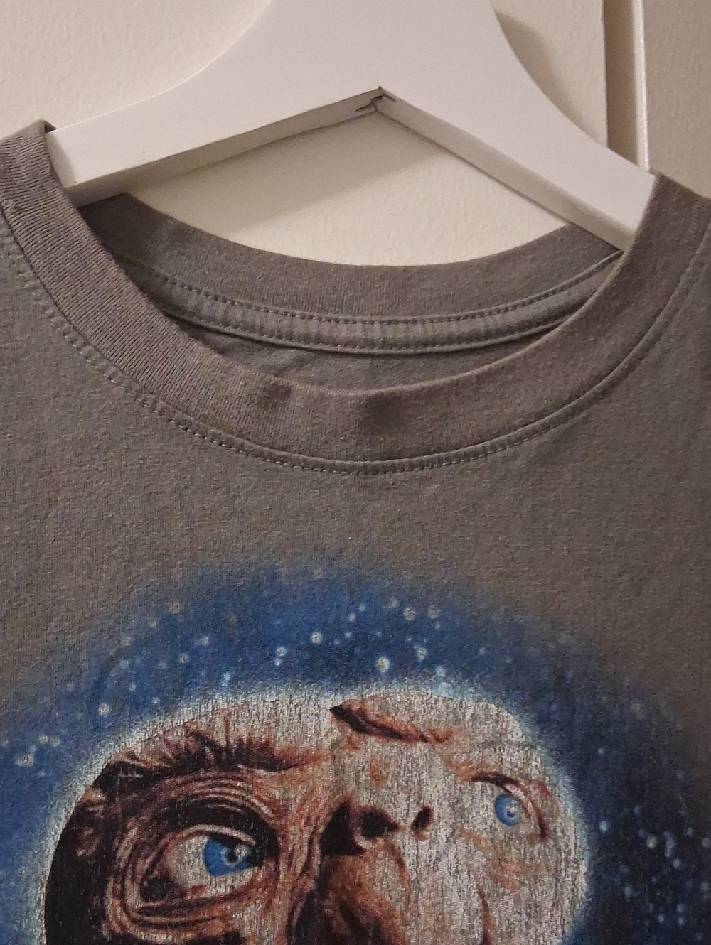 Vintage ET THE Extra Terrestrial T- SHIRT Small Unisex T-shirt - Picture 8 of 9